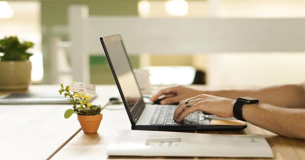 The Ultimate Guide to Choosing the Best online Education Program for Children 6 Best-online-Education-Program-004